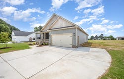 152 Royal Avenue, Selma, NC 27576