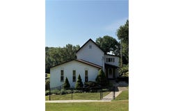 125 Ayers Ave, Twp of But SE, PA 16001