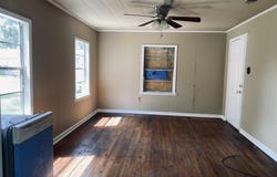 4042 S Barrow Dr, Baton Rouge, LA 70802