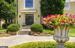 42 LANDING COURT, MOORESTOWN, NJ 08057