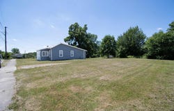 1210 Town Street, Kendallville, IN 46755-2205