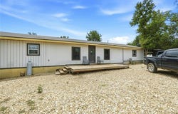 1221 Fm 812, Cedar Creek, TX 78612
