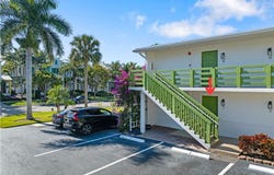 975 9th Ave S, NAPLES, FL 34102