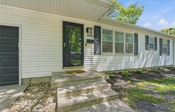 866 S Sheridan Circle, Olathe, KS 66061