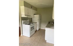 3105 Springfield Dr, Louisville, KY 40214