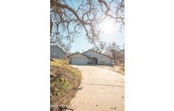 17651 Dike Court, Tehachapi, CA 93561