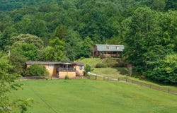 518 Buell Rd, Sneedville, TN 37869
