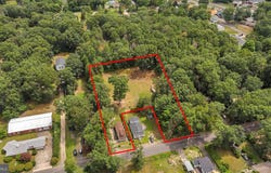 338 LAUREL AVENUE, WILLIAMSTOWN, NJ 08094