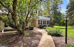2711 CLARKES LANDING DR, OAKTON, VA 22124
