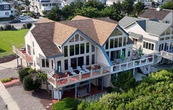 10 92nd Street, Stone Harbor, NJ 08247