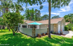 128 Laughing Gull Court, Daytona Beach, FL 32119