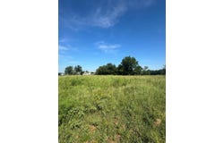 423403  E 1050 Rd., Checotah, OK 74426