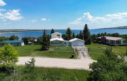 100 W Shore Duck Lake Road, Babb, MT 59411