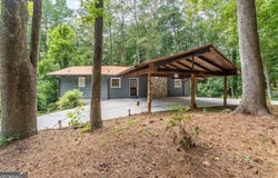 3568 LAKE, Smyrna, GA 30082