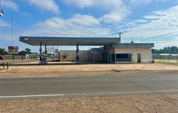 413 S Main Street, Springhill, LA 71075
