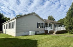 7 Edgestone Drive, Bridgewater, MA 02324