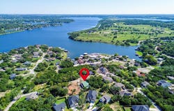 2712 Austin Drive, Granbury, TX 76048