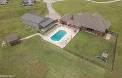 201 Canary Lane, Commerce, OK 74339