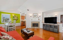 1924 Bath Street unit: D, SANTA BARBARA, CA 93101