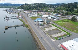 1685 N BAYSHORE DR, Coos Bay, OR 97420