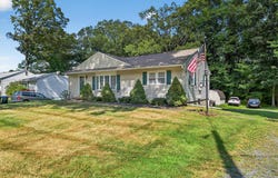 86 Westwood Drive, Newburgh, NY 12550
