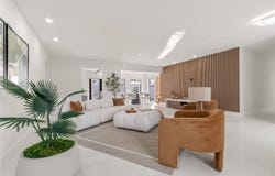 2901 Village Green Dr, Miami, FL 33175