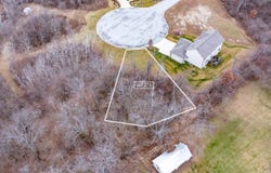 10825 Bridgewater Court, Crown Point, IN 46307