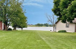 3619 Lake Trenton Drive, Trenton, MO 64683