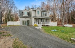 164 Gap View Drive, Long Pond, PA 18334