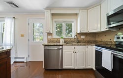 15 Wiseman Dr, Peabody, MA 01960