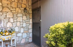 1905-121 West Lane, Kerrville, TX 78028