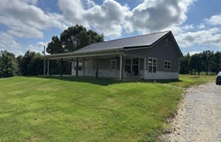 271/273 Fletcher Road, Dyer, TN 38330