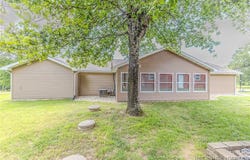 178 Hicks Pond Circle, Roach, MO 65787