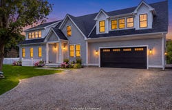 10 Notre Dame Avenue, Harwich Port, MA 02646