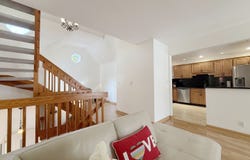 504 Country Lane, Des Plaines, IL 60016