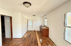 205 5th St, Stover, MO 65078