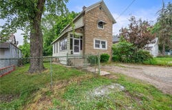 311 Sterling Court, Akron, OH 44304