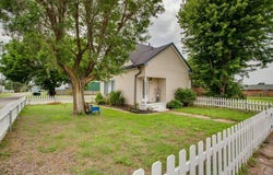 202 W 3rd, Lahoma, OK 73754