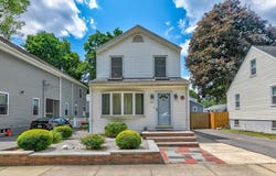 954 Highland Ave, Medford, MA 02155