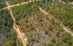 214 Flamingo Dr, Interlachen, FL 32148