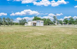 1522 E 26th Ave, Hutchinson, KS 67502