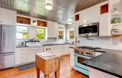 1296 13TH ST, West Linn, OR 97068