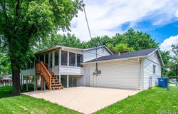 23 LORI Circle, Maryland Heights, MO 63043