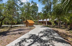 1815 NE Mabels Avenue, Steinhatchee, FL 32359