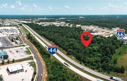 530 Old Route 66, St Robert, MO 65584