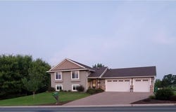 822 Deer Path, Montgomery, MN 56069