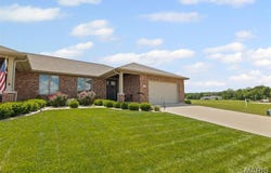 519 Legacy Drive, Waterloo, IL 62298