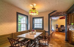 53 Henry St, Amherst, MA 01002
