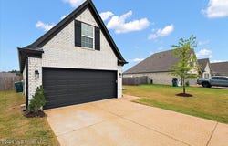 2482 Dela Drive, Southaven, MS 38672