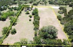 212 Bluebonnet LN, Liberty Hill, TX 78642